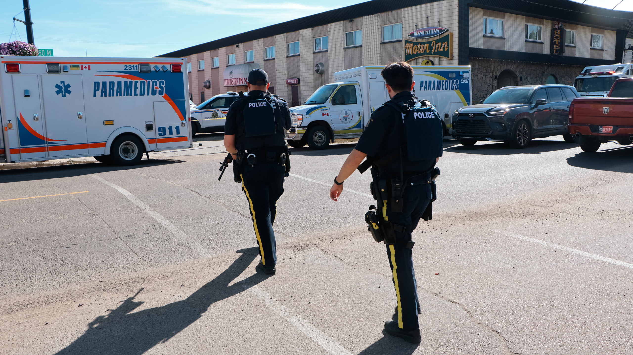Heavily armed RCMP patrol downtown streets of Lloydminster